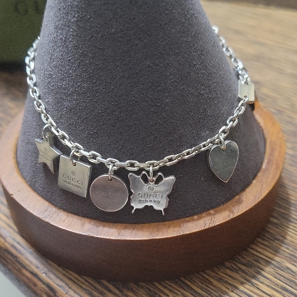 GUCCI STERLING SILVER CHARM BRACELET NWOT - Picture 1 of 2